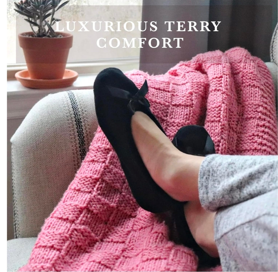 NWT SIZE 6.5-7.5 Isotoner Women’s Classic Terry Ballerina Slipper