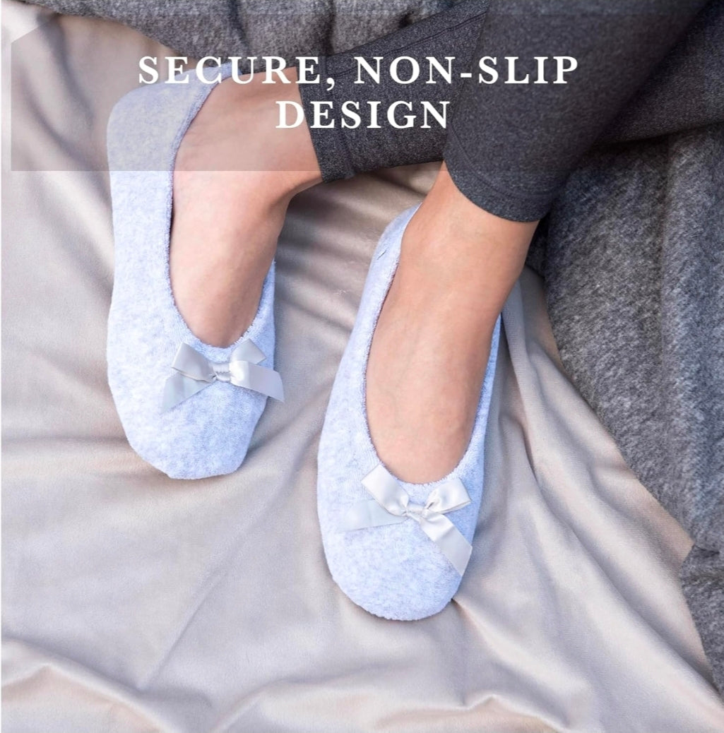 NWT SIZE 6.5-7.5 Isotoner Women’s Classic Terry Ballerina Slipper