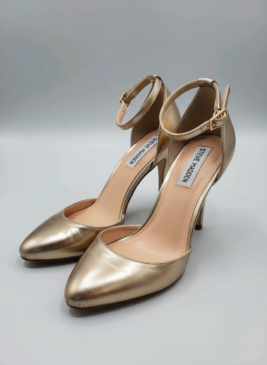 PRE-OWNED SIZE 8M Steve Madden Gold Metallic Ankle Strap Heels