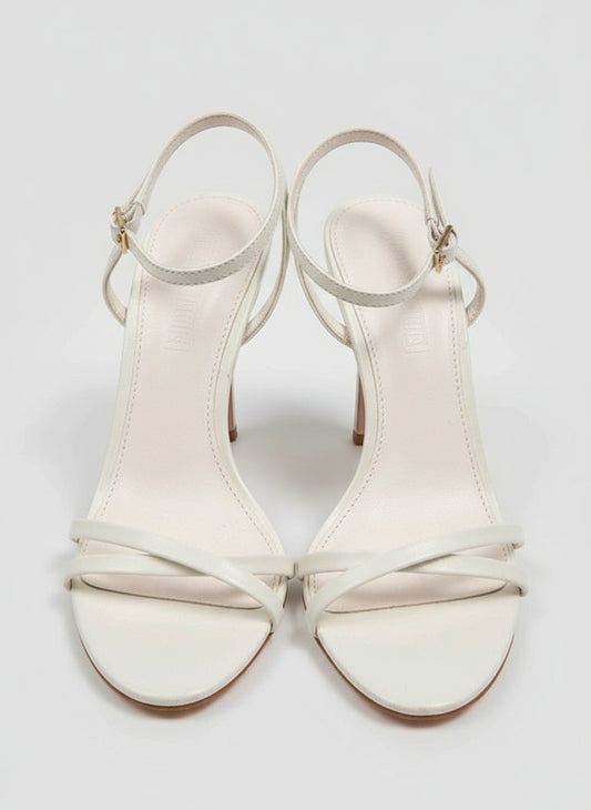 PRE-OWNED SIZE 5.5M Steve Madden White Strappy Ankle Strap Heeled Sandals