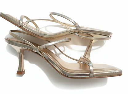 PRE-OWNED SIZE 7M Steve Madden Women’s Metallic Gold Strappy Heeled Sandals