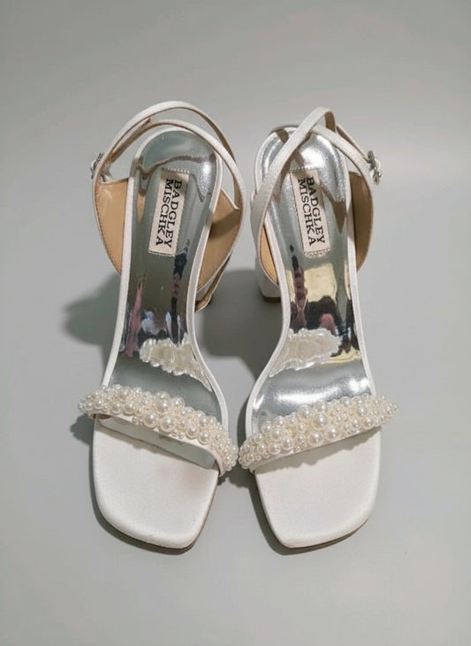 PRE-OWNED SIZE 7.5 Badgley Mischka Calida Satin Block Heel with Pearl
