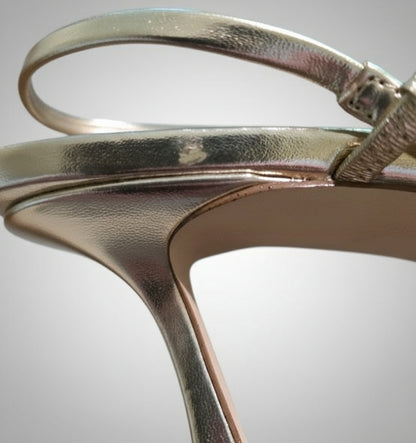 PRE-OWNED SIZE 7M Steve Madden Women’s Metallic Gold Strappy Heeled Sandals