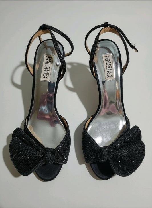 PRE-OWNED SIZE 8 Badgley Mischka Women’s Black Bow Crystal Ankle Strap Heels Evening...